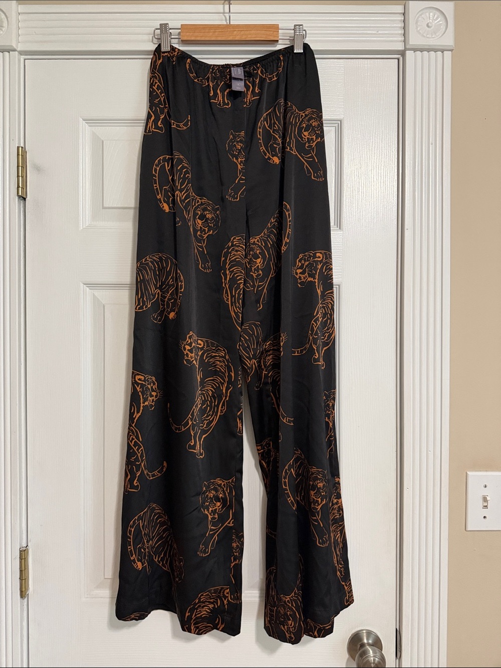 Auden Black Wide-Leg Pants with Orange Tiger Motif